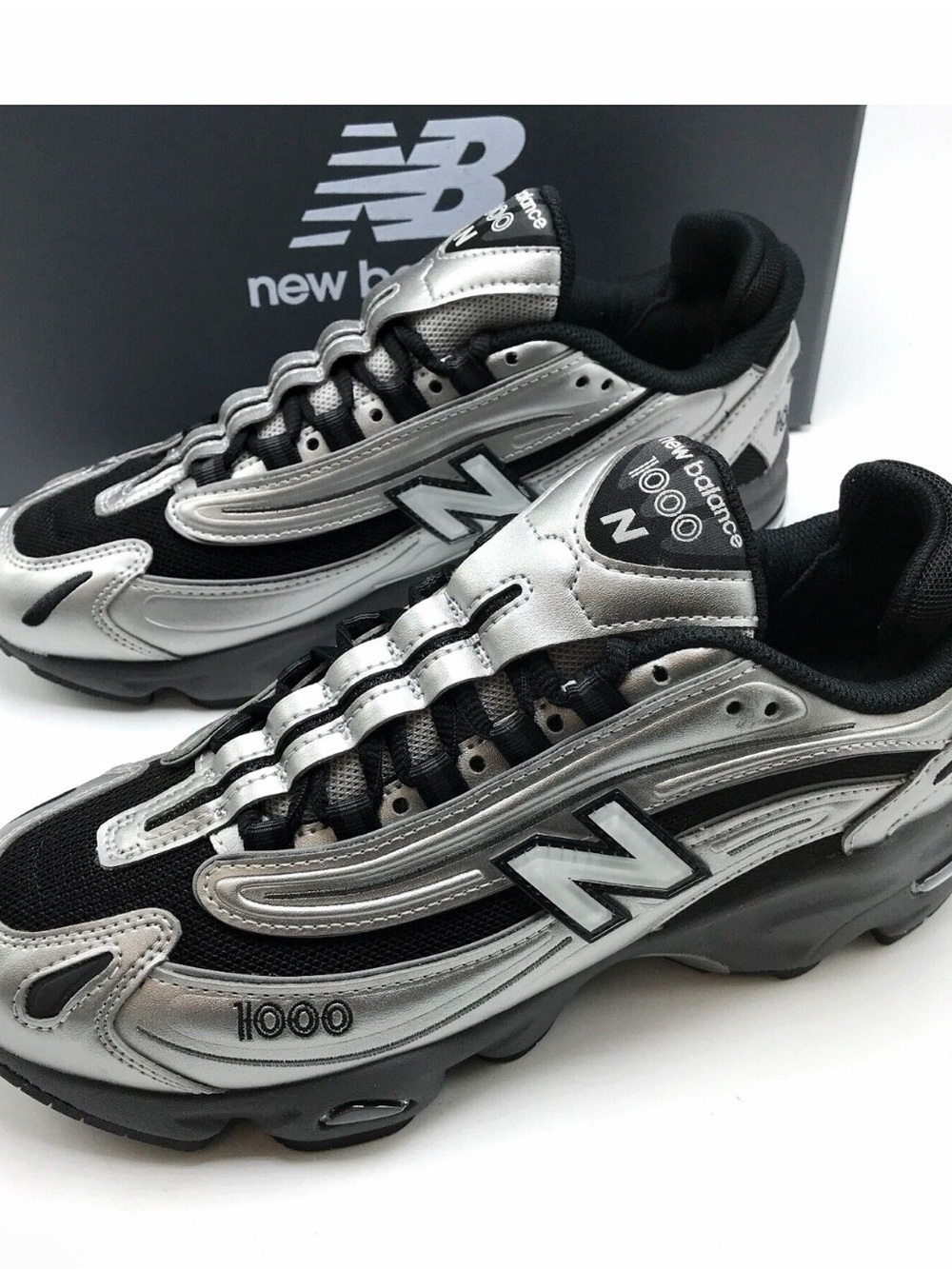 New Balance Men’s 1000 Silver and Black Athletic Sneakers